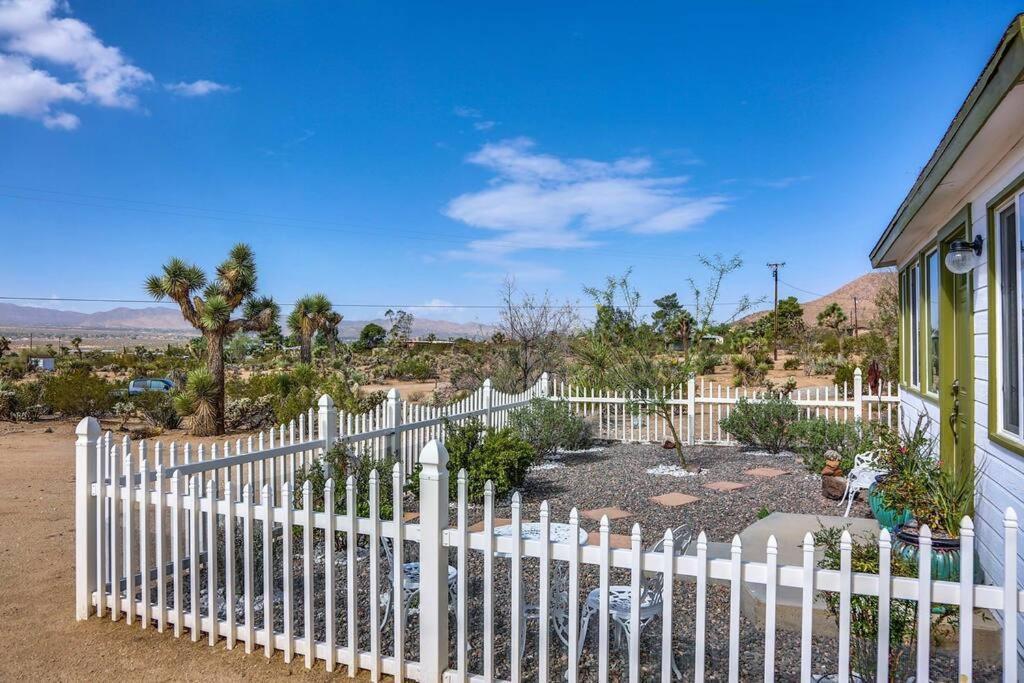 Jt Cottage Yucca Valley Exterior foto