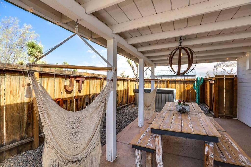 Jt Cottage Yucca Valley Exterior foto