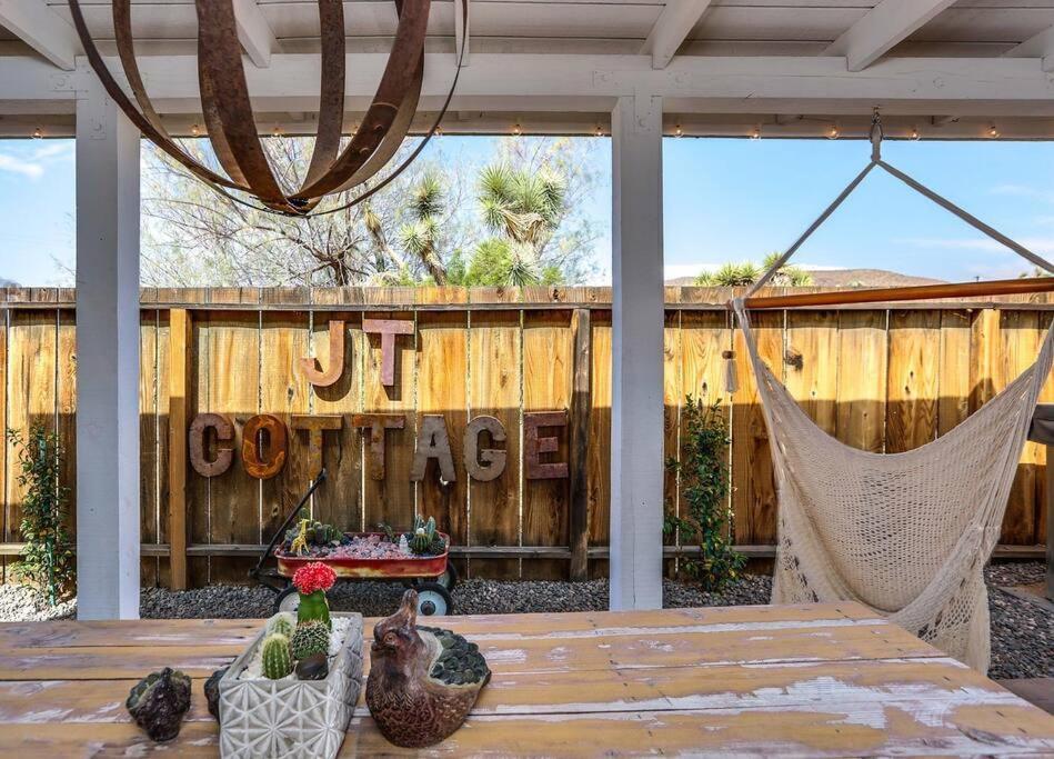 Jt Cottage Yucca Valley Exterior foto