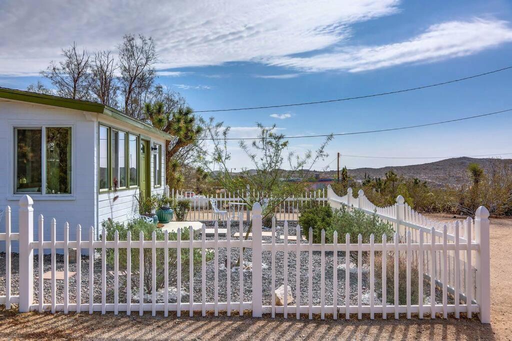 Jt Cottage Yucca Valley Exterior foto